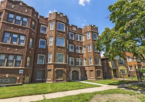 8040 S Vernon Ave property